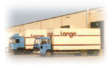 M&ouml;bellogistik mit modernen Fahrzeugen